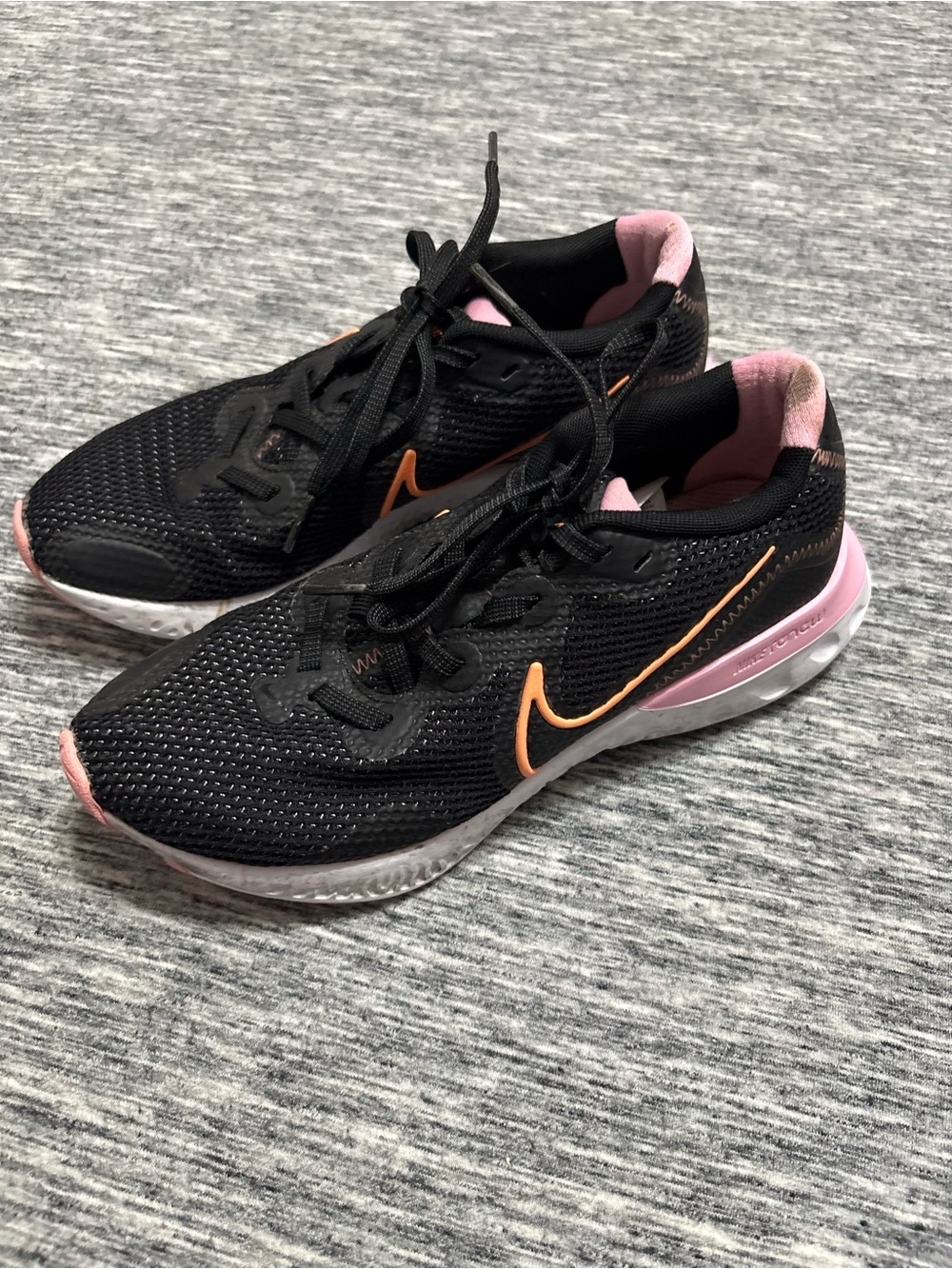 Nike Renew Running Shoes Ladies Size 7